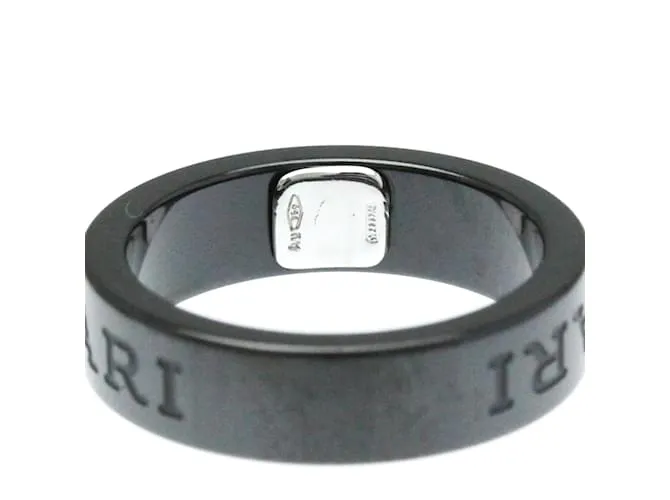 Bulgari Anillo de banda de cerámica y oro blanco con doble logo Bvlgari 