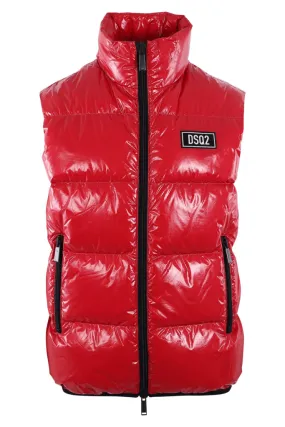 Chaleco rojo acolchado con logo negro